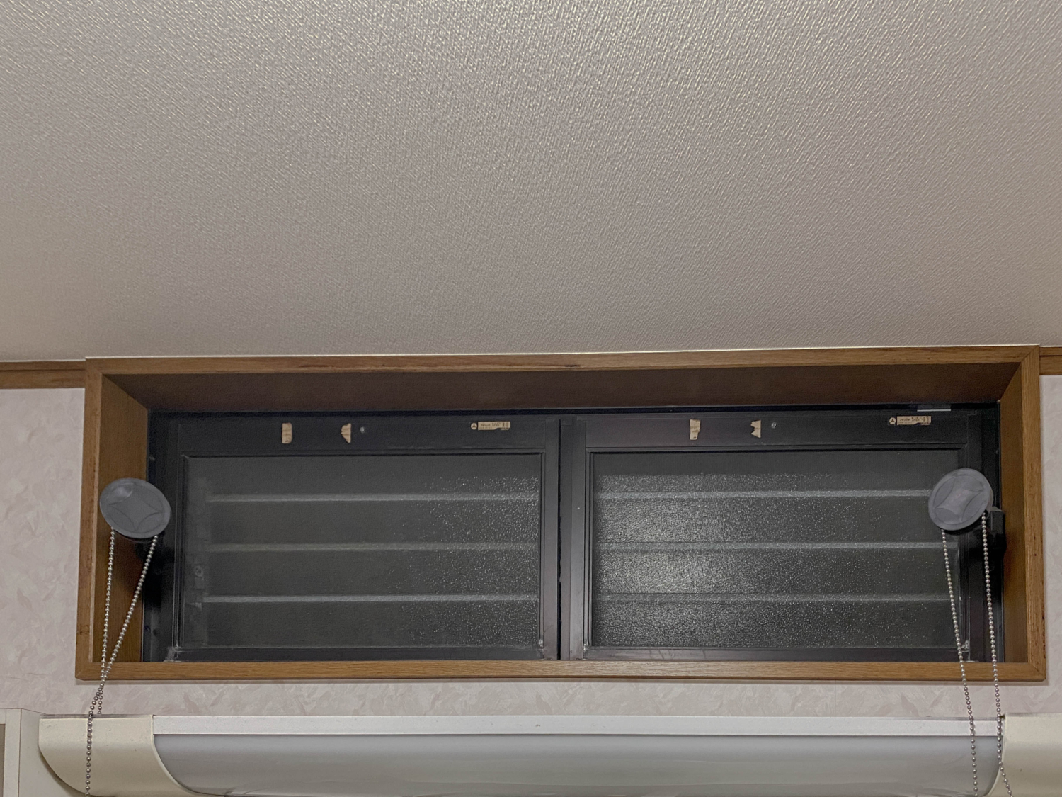 #洗面リフォーム #洗面窓リフォームガラリ窓の窓リフォーム FIX窓