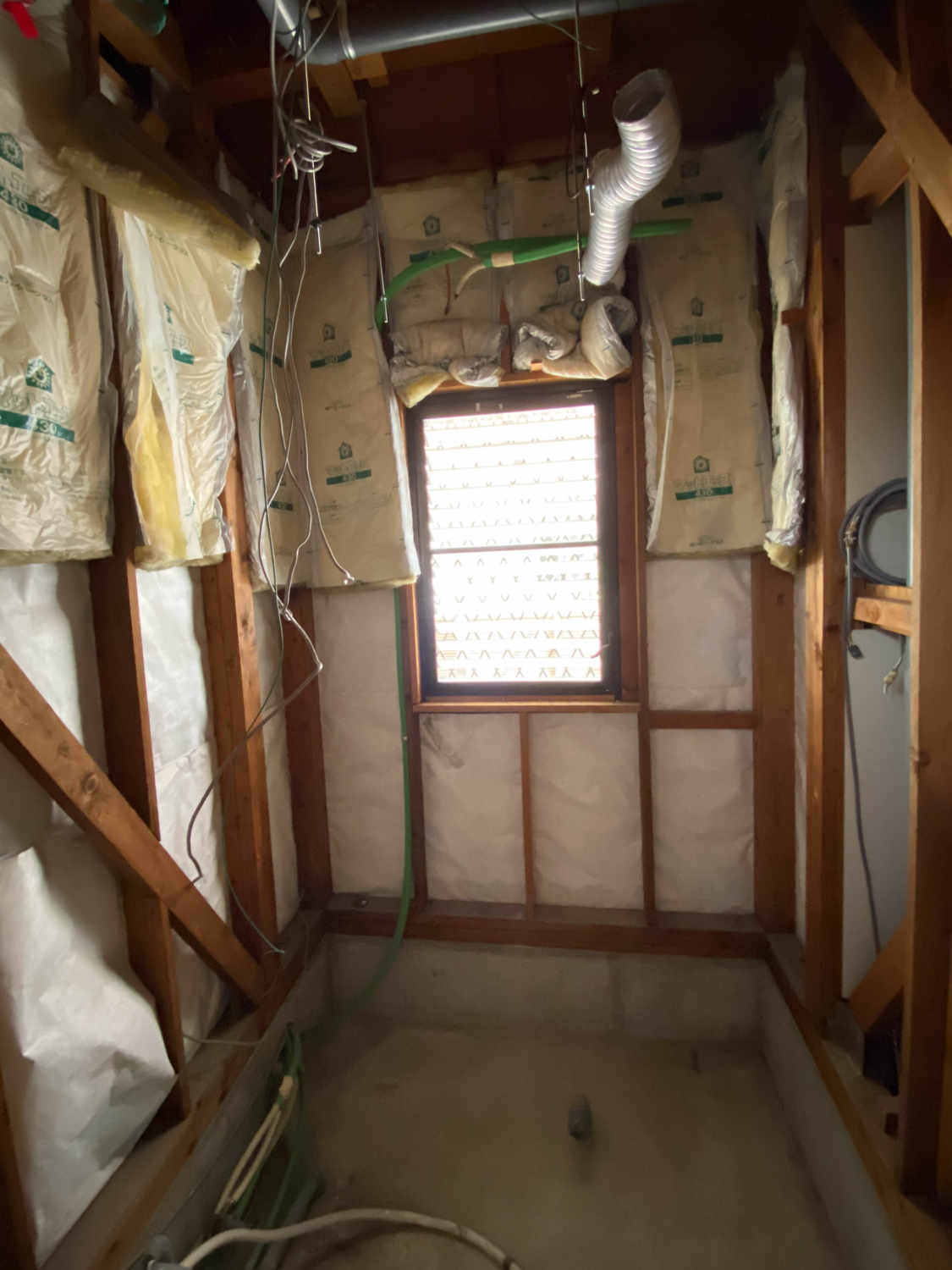 浴室断熱材の不良施工