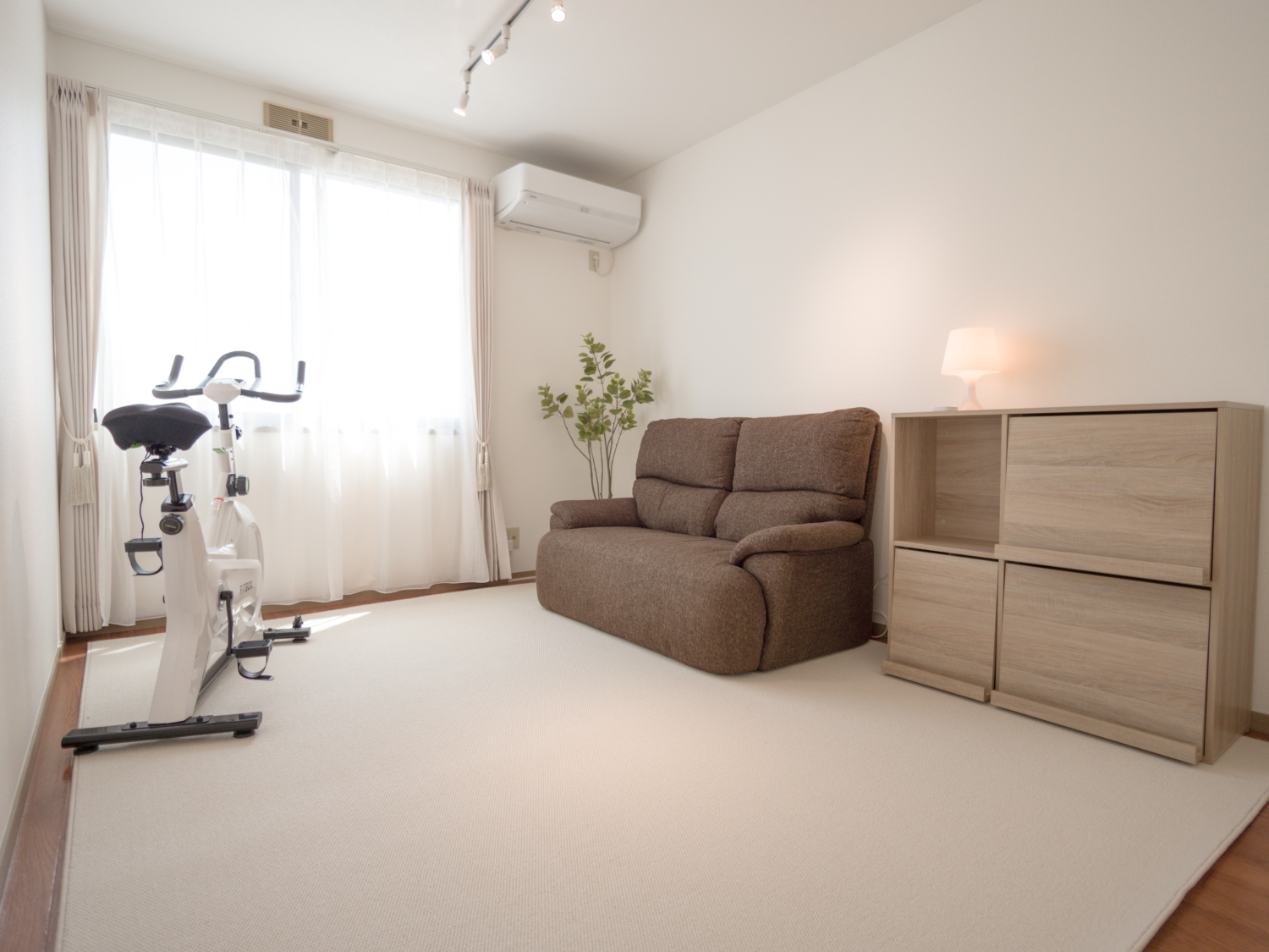 シャビーナチュラル　キッチンインテリア